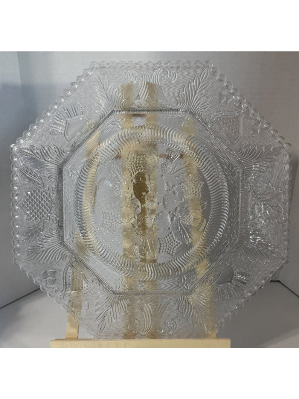 Octagonal Glass 14" Platter Boston‎ & Sandwich Beehive & Thistle Lacy Flint